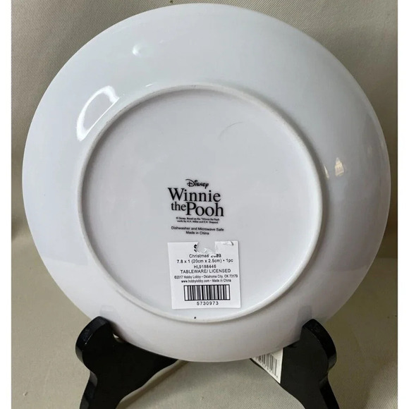 Disney Winnie The‎ Pooh Christmas Snowflake Salad Dessert Plate 8" NEW - Picture 2 of 3